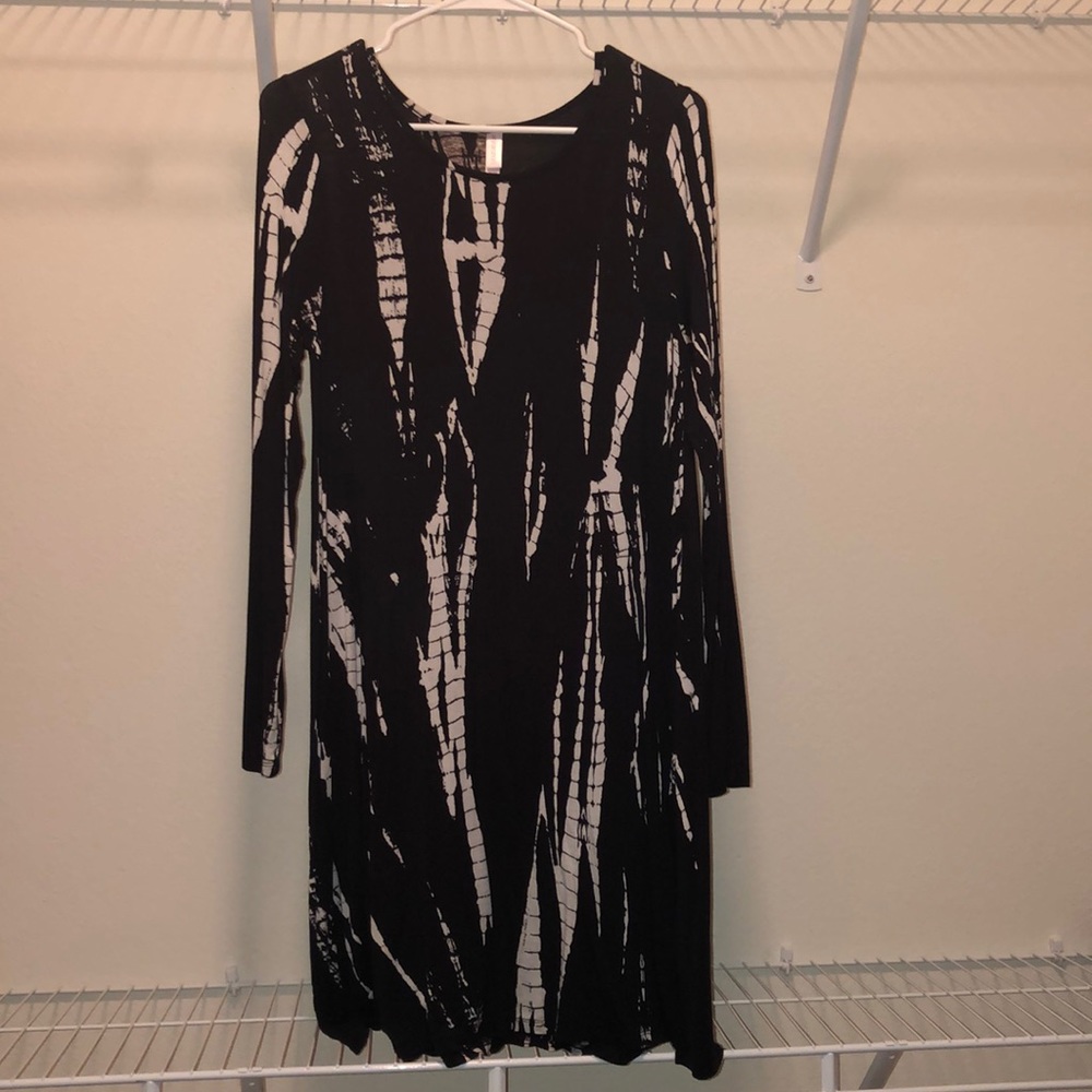 Long sleeve dress